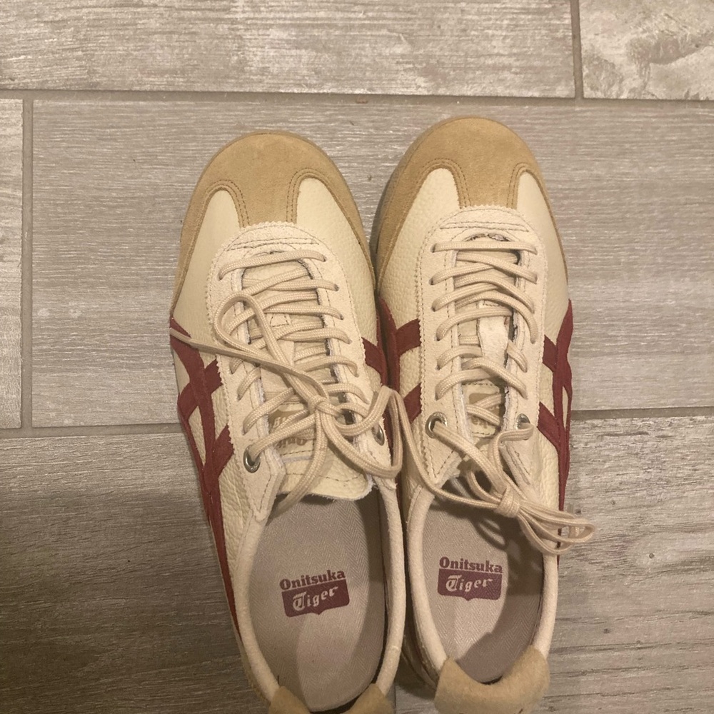 Onitsuka Tiger Mexico 66 SD Beige Beet Juice [bought in Japan]
